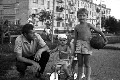 Комэска Котов и его дети. Год 1975.